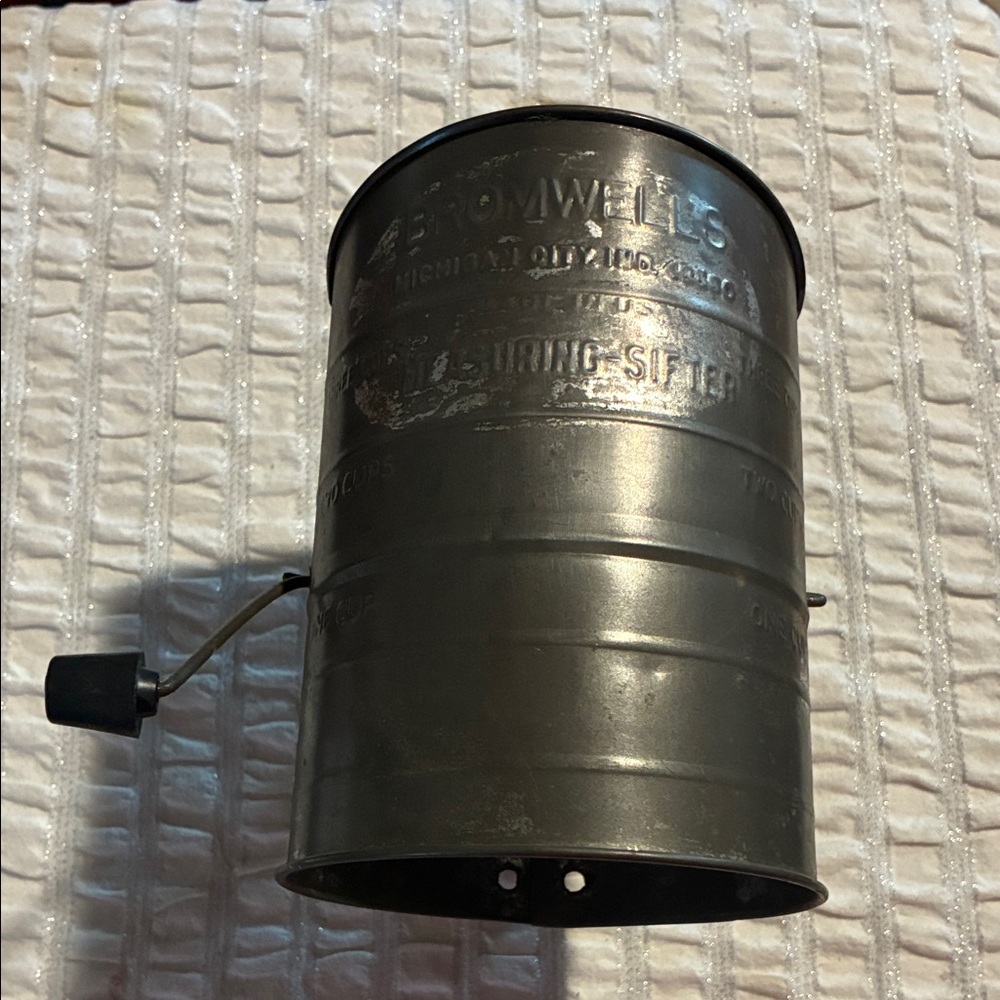 Vintage Silver Flour Sifter With Plastic knob